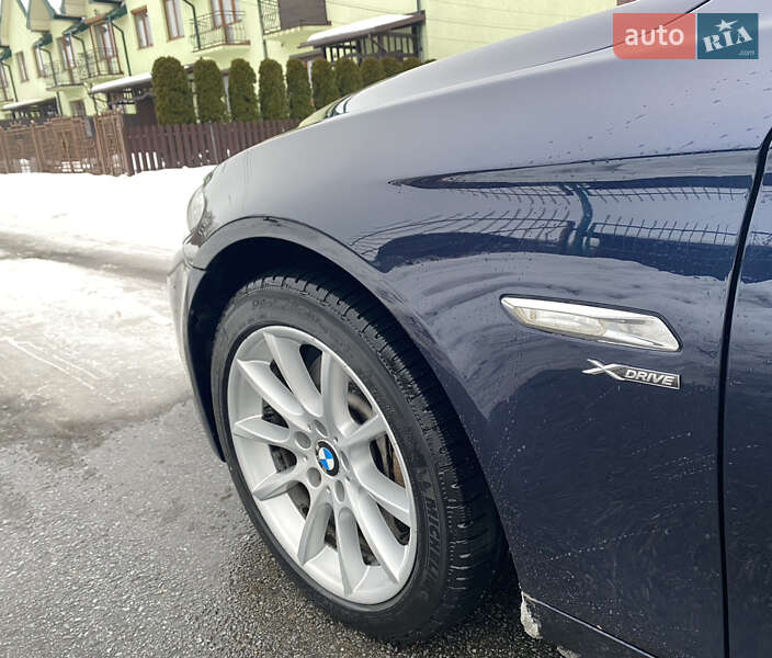 Седан BMW 5 Series 2011 в Стрые