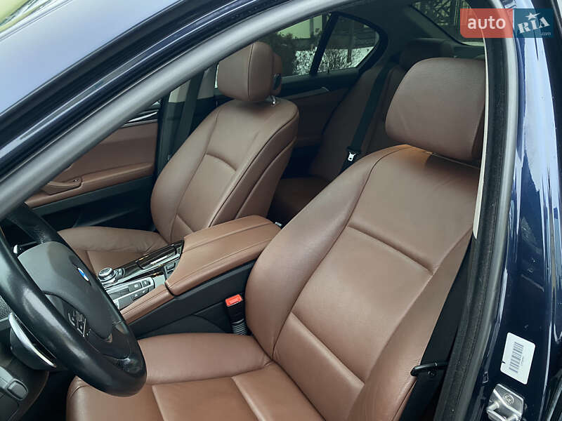 Седан BMW 5 Series 2011 в Стрые