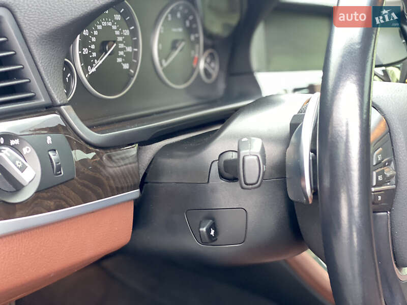 Седан BMW 5 Series 2011 в Стрые