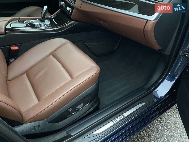 Седан BMW 5 Series 2011 в Стрые