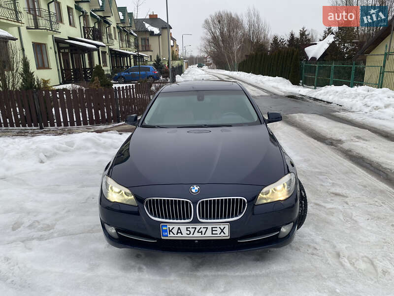 Седан BMW 5 Series 2011 в Стрые