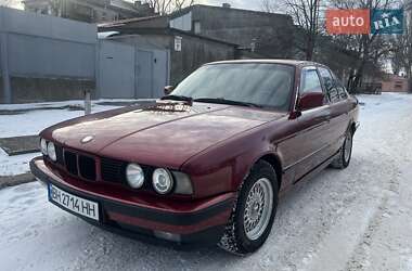 Седан BMW 5 Series 1993 в Одессе