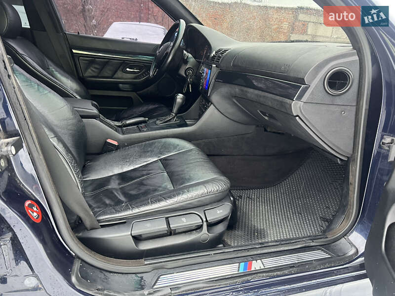 Седан BMW 5 Series 2000 в Виннице