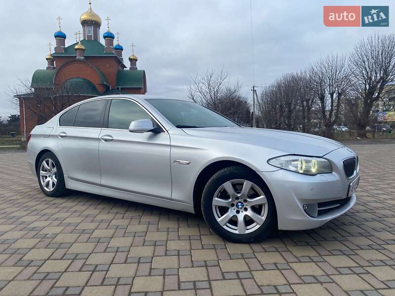 Седан BMW 5 Series 2012 в Гайсине