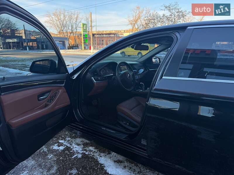 Седан BMW 5 Series 2012 в Кропивницком