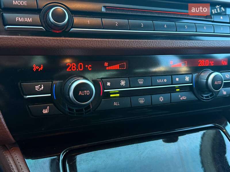 Седан BMW 5 Series 2012 в Кропивницком