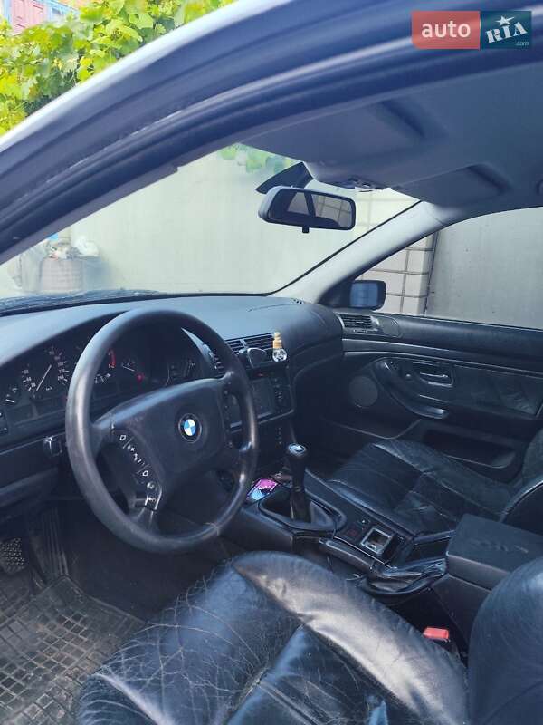 Седан BMW 5 Series 2003 в Бердичеве