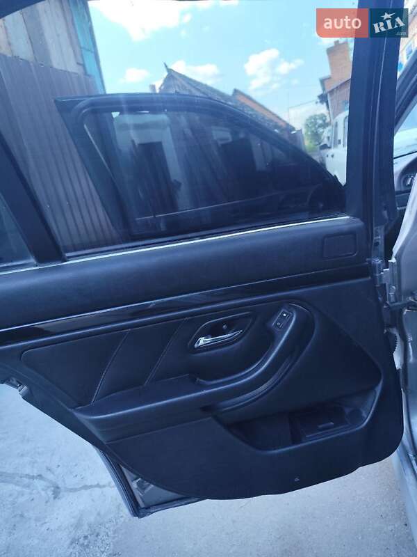 Седан BMW 5 Series 2003 в Бердичеве