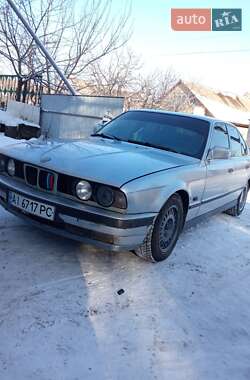 Седан BMW 5 Series 1990 в Жашківу