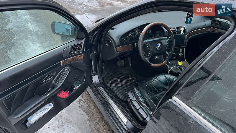 Седан BMW 5 Series 2003 в Ходорове