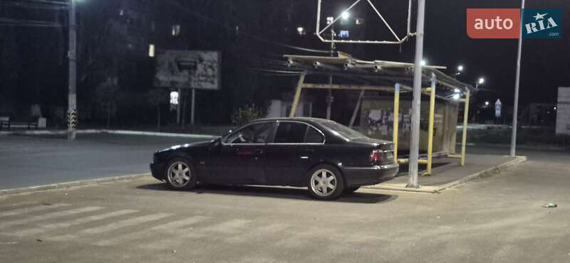 Седан BMW 5 Series 1999 в Белгороде-Днестровском