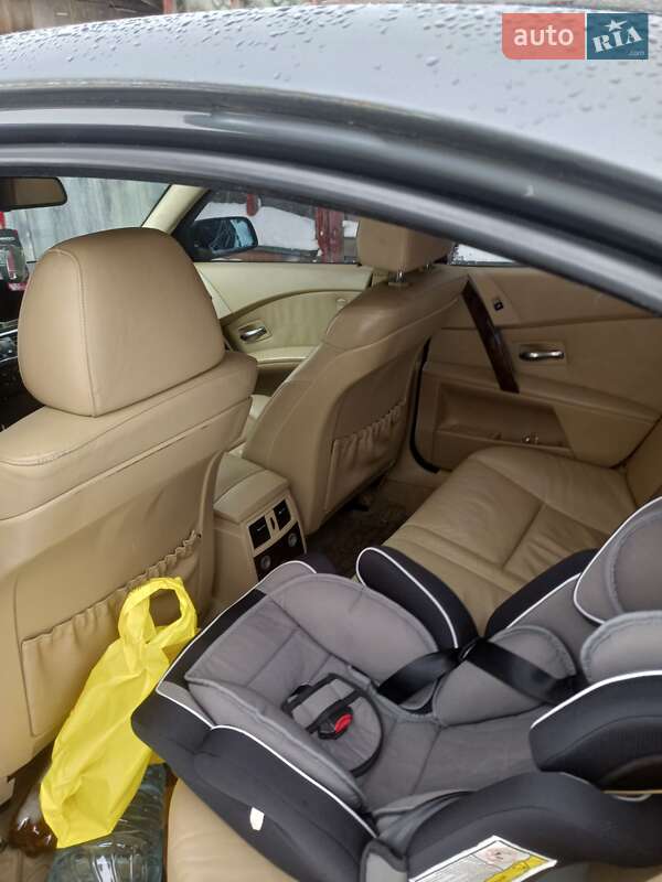Седан BMW 5 Series 2006 в Радомышле