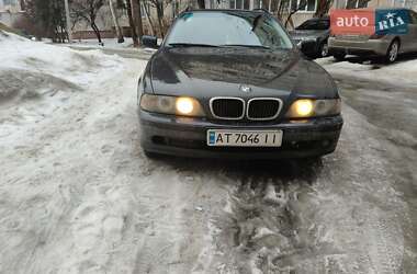 Универсал BMW 5 Series 2001 в Львове