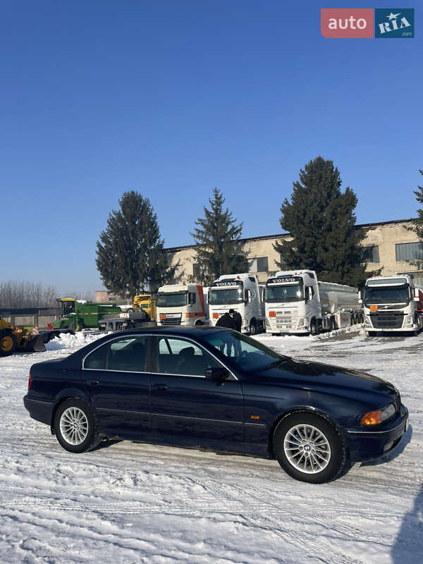 Седан BMW 5 Series 1999 в Березному