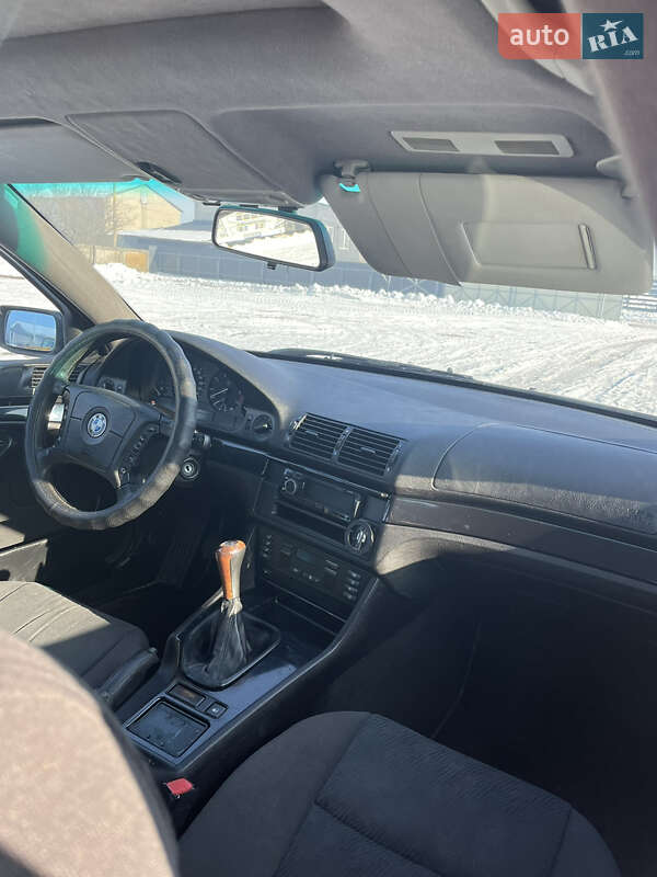 Седан BMW 5 Series 1999 в Березному