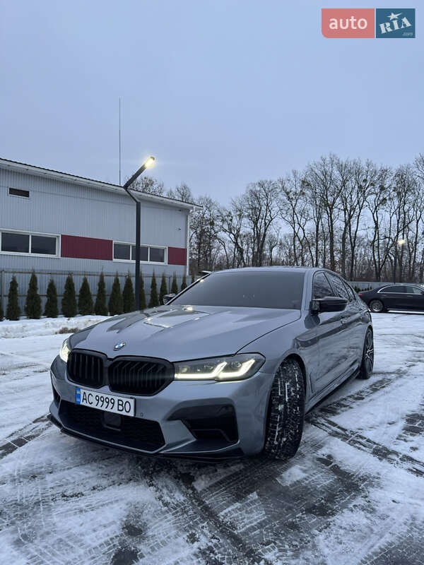 Седан BMW 5 Series 2017 в Луцке