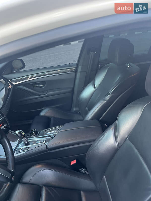 Седан BMW 5 Series 2012 в Запорожье