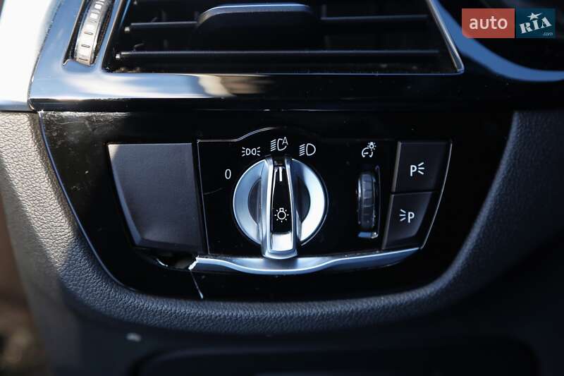 Седан BMW 5 Series 2018 в Киеве