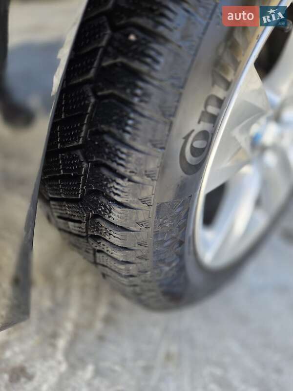 Седан BMW 5 Series 2012 в Киеве