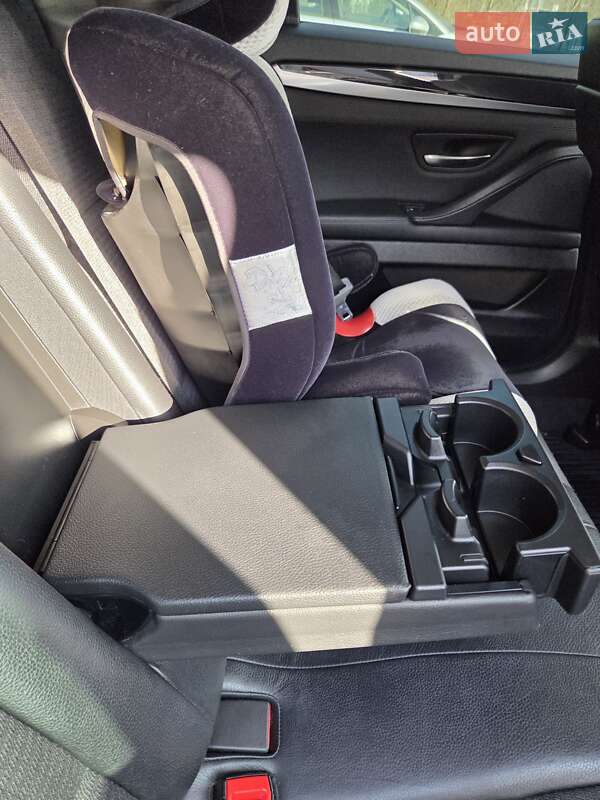 Седан BMW 5 Series 2012 в Киеве