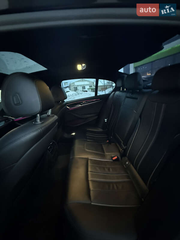 Седан BMW 5 Series 2017 в Житомире