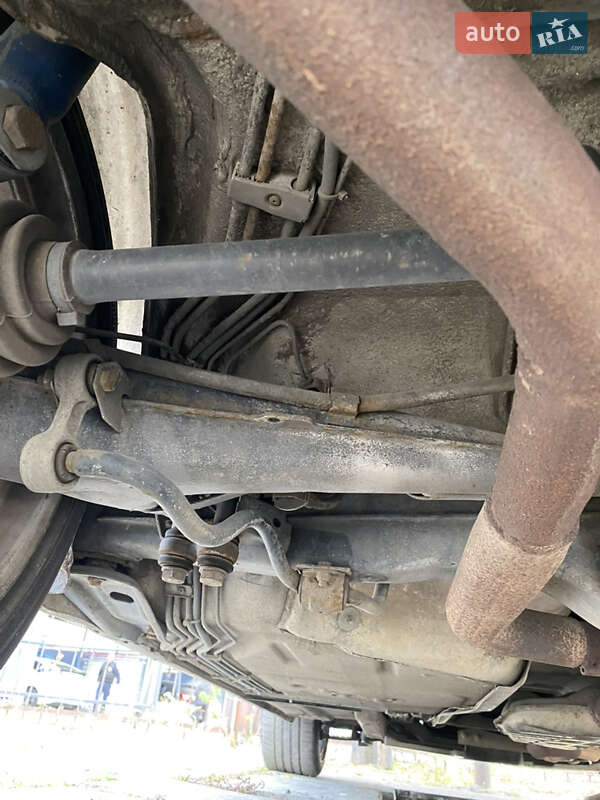 Седан BMW 5 Series 1989 в Запорожье