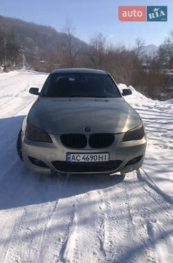 Седан BMW 5 Series 2004 в Косові