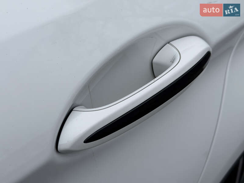 Седан BMW 5 Series 2018 в Одесі фото 12 Седан BMW 5 Series 2018 в Одесі