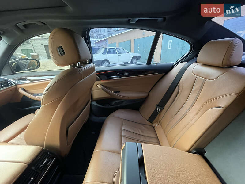 Седан BMW 5 Series 2017 в Харькове