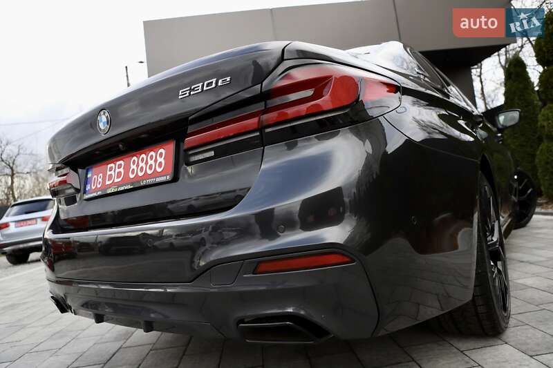 Седан BMW 5 Series 2020 в Дрогобыче