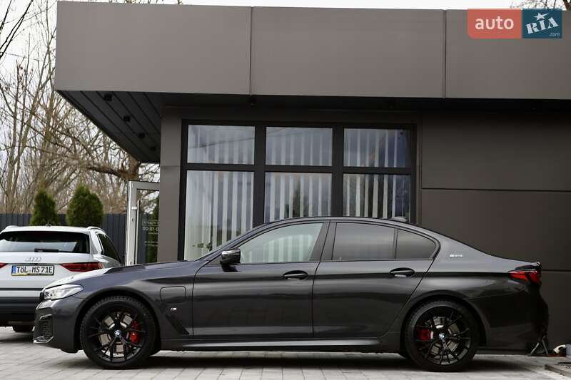 Седан BMW 5 Series 2020 в Дрогобыче