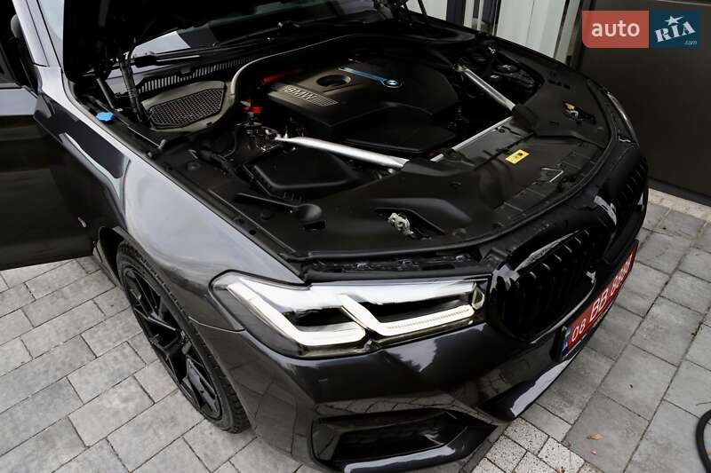 Седан BMW 5 Series 2020 в Дрогобыче