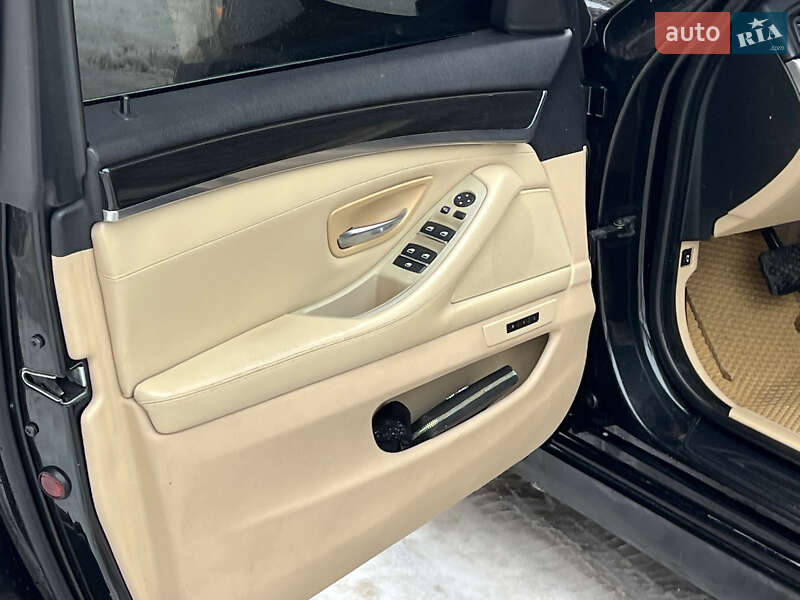 Седан BMW 5 Series 2010 в Чернигове фото 20 Седан BMW 5 Series 2010 в Чернигове