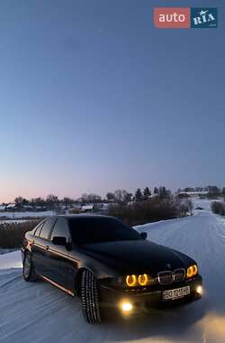 Седан BMW 5 Series 2001 в Теофіполі