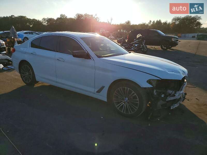 Седан BMW 5 Series 2018 в Львове