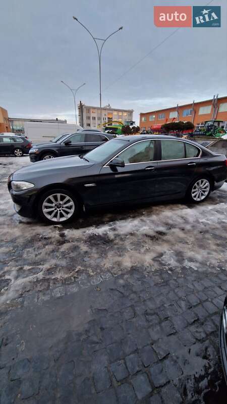 Седан BMW 5 Series 2013 в Луцке