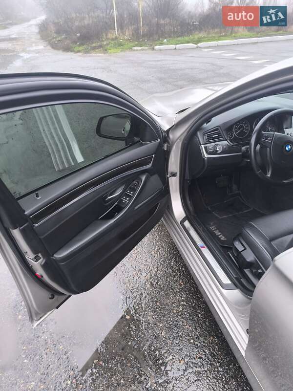 Седан BMW 5 Series 2011 в Полтаве