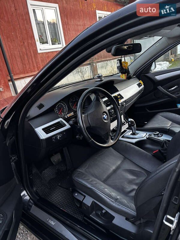 Седан BMW 5 Series 2009 в Турке