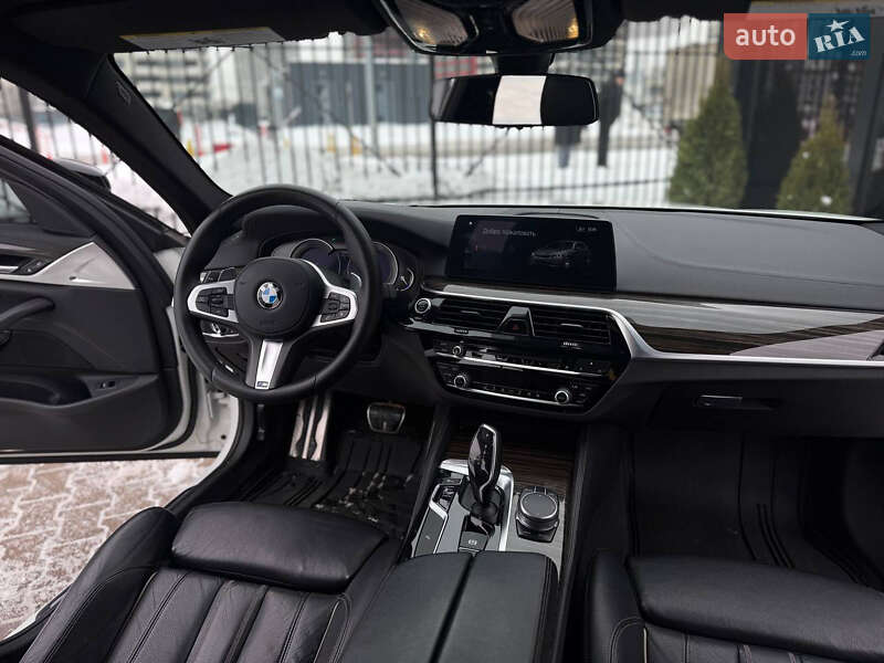 Седан BMW 5 Series 2017 в Киеве фото 24 Седан BMW 5 Series 2017 в Киеве