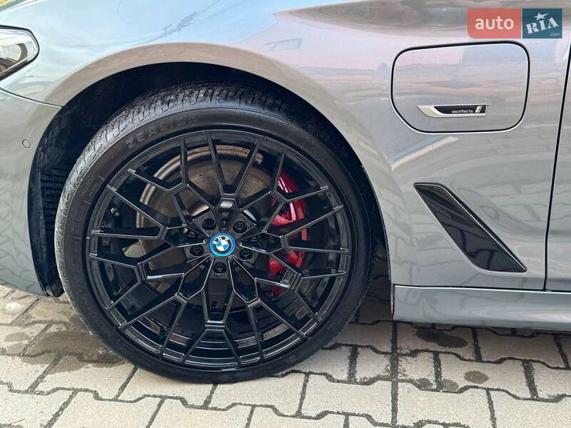 Седан BMW 5 Series 2021 в Львове фото 11 Седан BMW 5 Series 2021 в Львове
