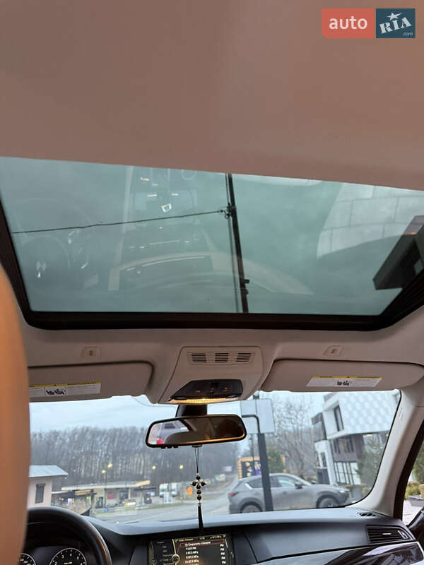 Седан BMW 5 Series 2012 в Ужгороде фото 16 Седан BMW 5 Series 2012 в Ужгороде