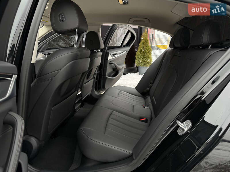 Седан BMW 5 Series 2020 в Киеве