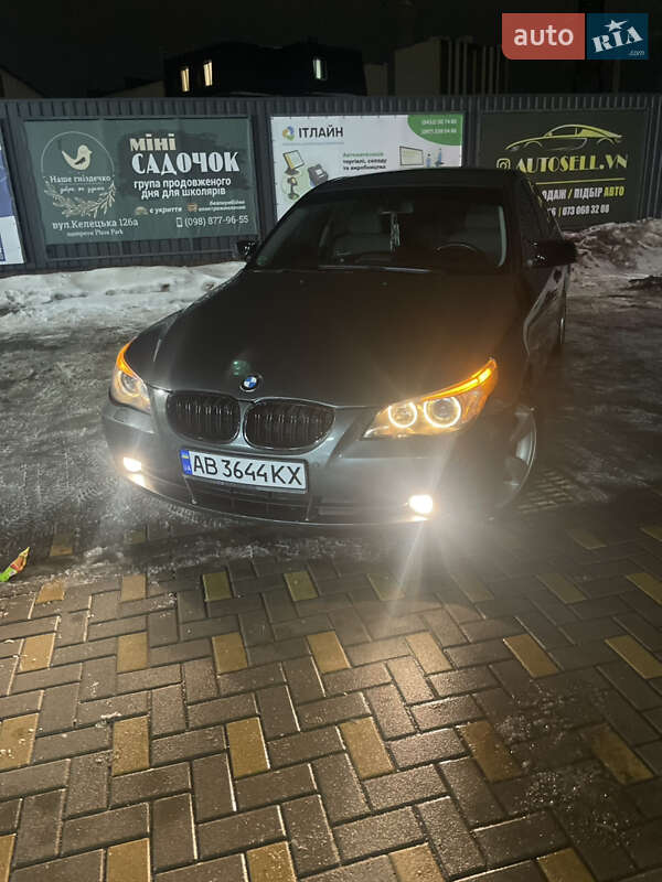 Седан BMW 5 Series 2003 в Виннице