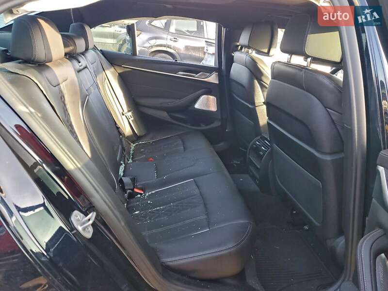 Седан BMW 5 Series 2022 в Черновцах