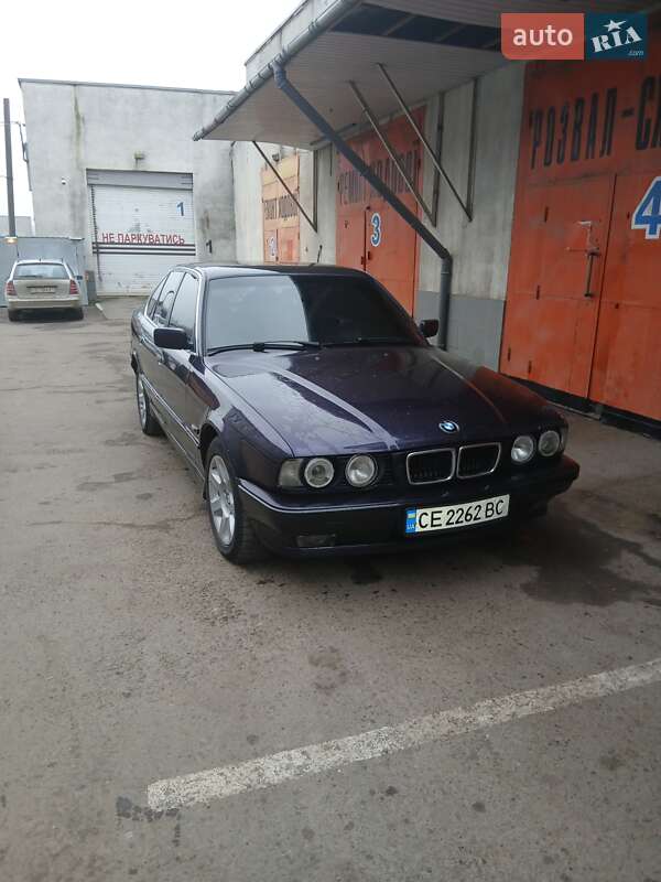 Седан BMW 5 Series 1995 в Черновцах