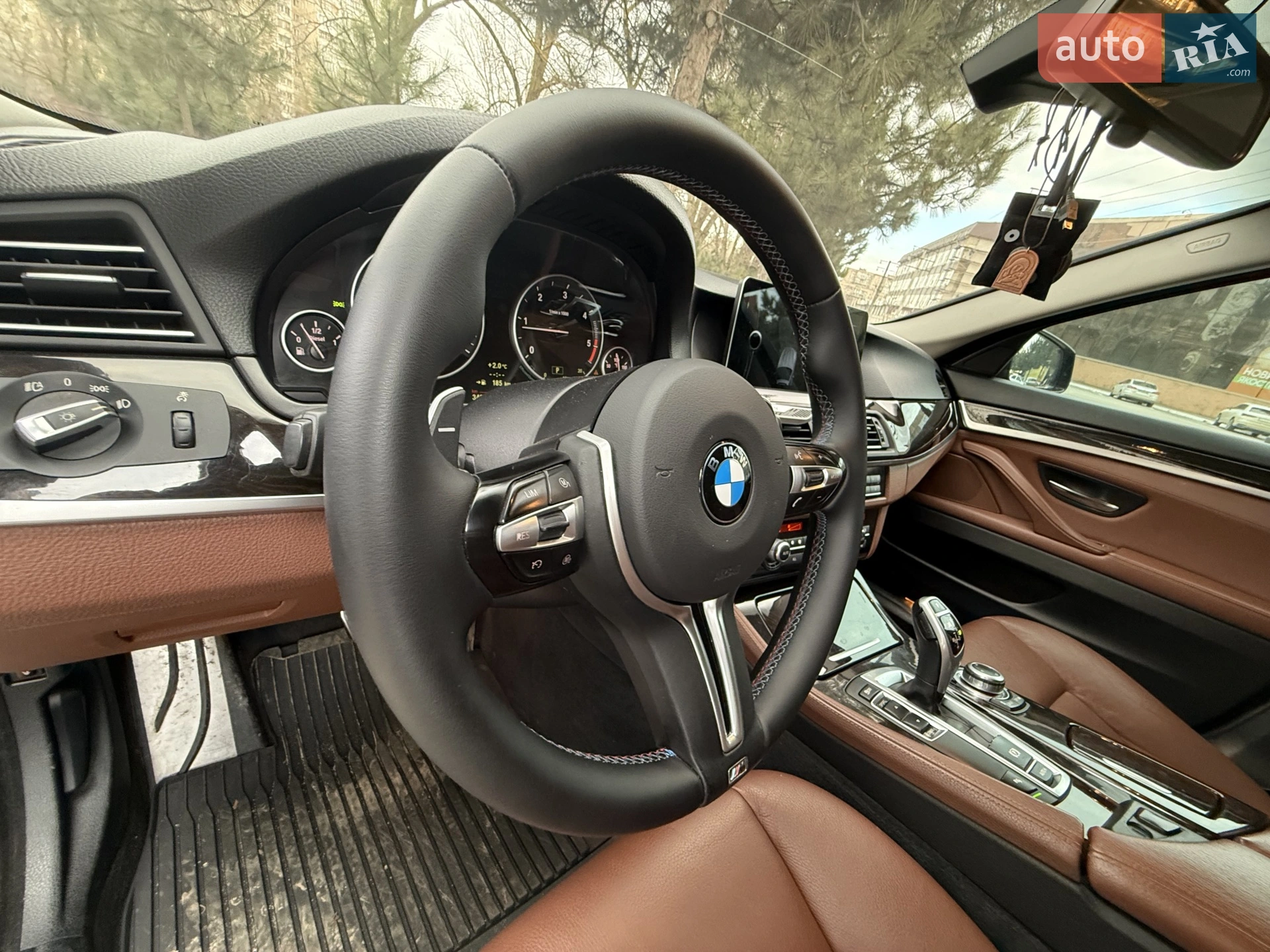 2010 BMW 5er - мініатюра 23