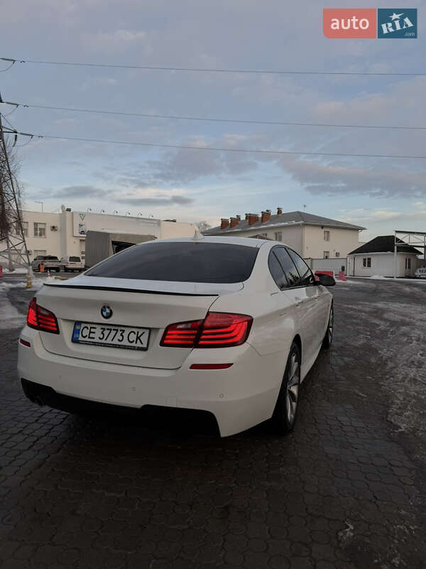 Седан BMW 5 Series 2015 в Черновцах