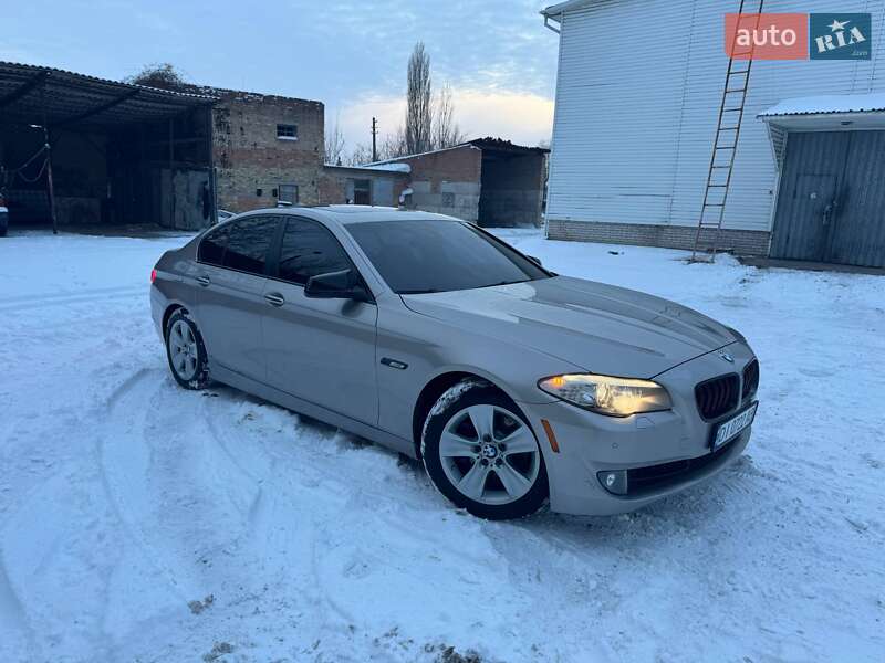 Седан BMW 5 Series 2012 в Василькове