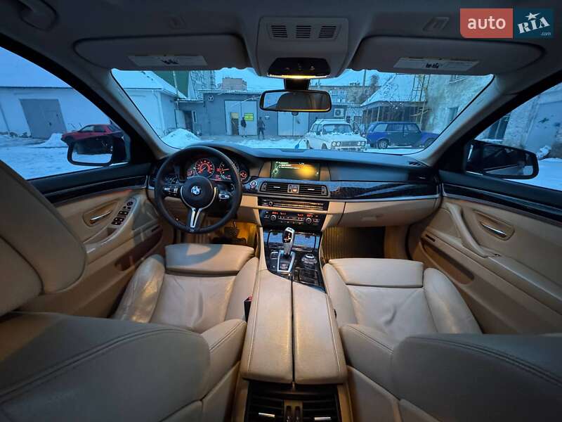 Седан BMW 5 Series 2012 в Василькове