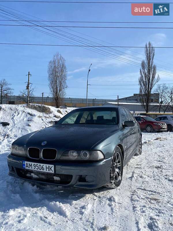 Седан BMW 5 Series 1998 в Вышгороде